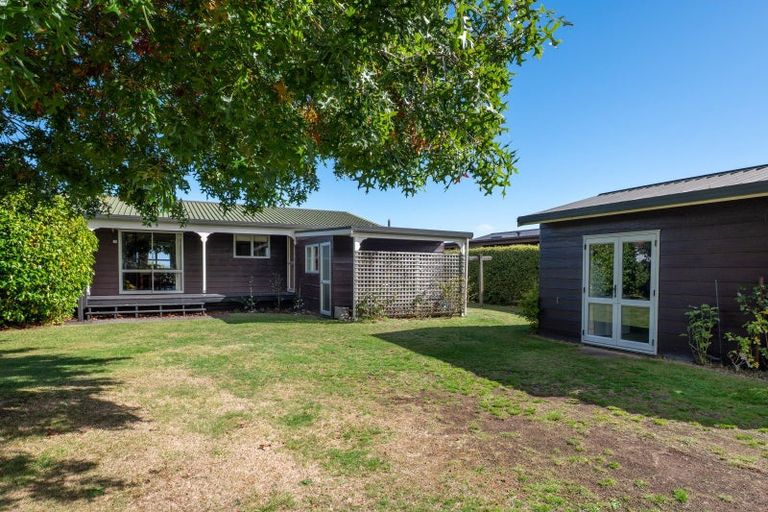 Photo of property in 10 Nisbet Terrace, Kinloch, Taupo, 3377