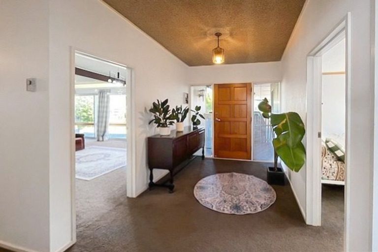 Photo of property in 8 Kimberley Grove, Westbrook, Palmerston North, 4412