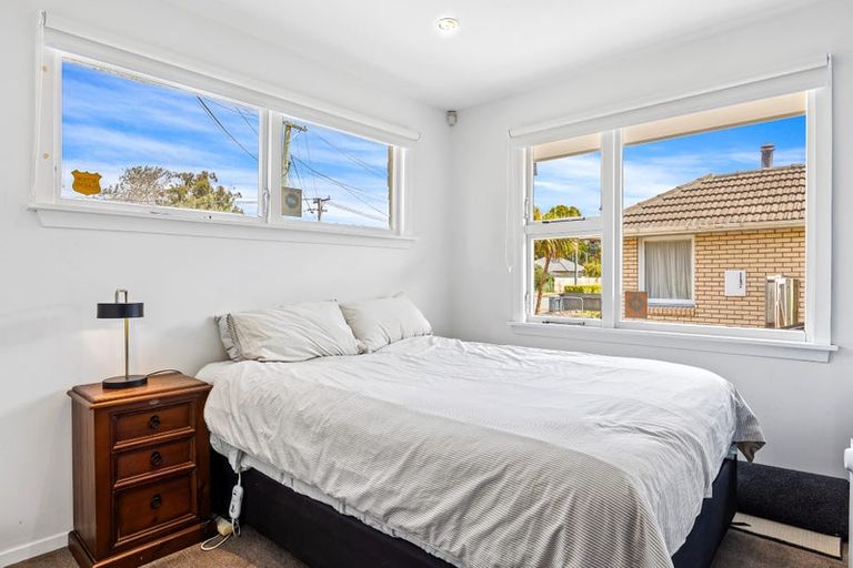 Photo of property in 11 Vancouver Crescent, Wainoni, Christchurch, 8061