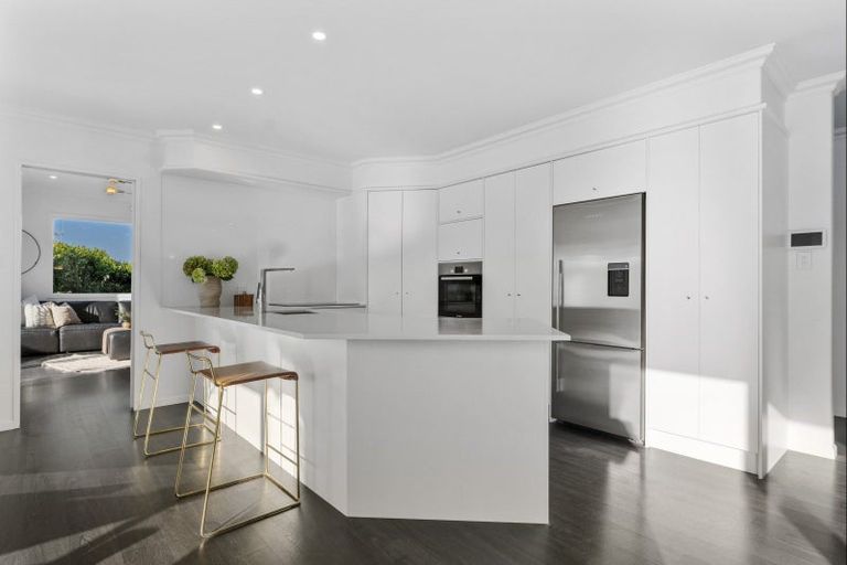 Photo of property in 19 Popata Close, Papamoa Beach, Papamoa, 3118