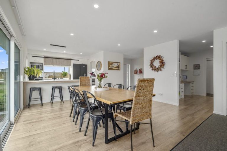 Photo of property in 6 Puka Place, Wharewaka, Taupo, 3330