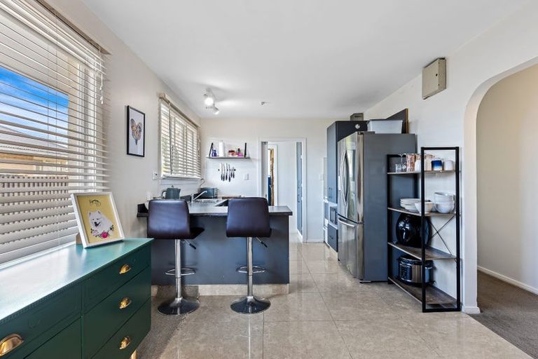 Photo of property in 11 Vancouver Crescent, Wainoni, Christchurch, 8061