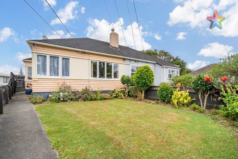 Photo of property in 2/27 Gadsby Street, Avalon, Lower Hutt, 5011