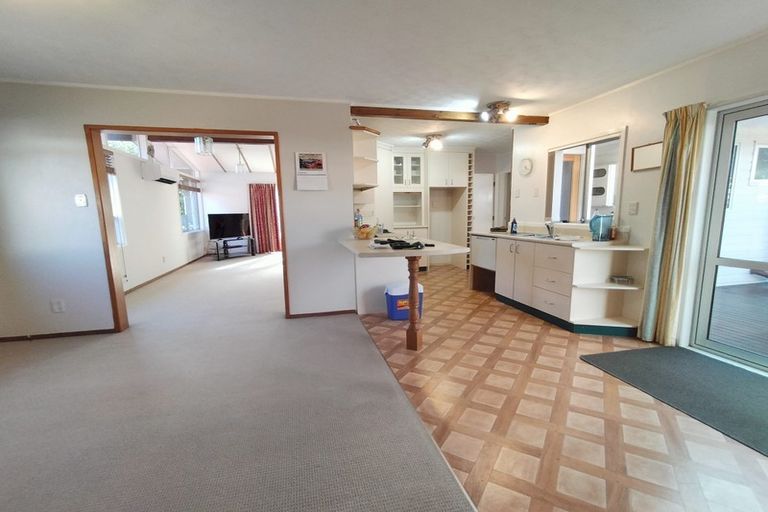 Photo of property in 78 Archmillen Avenue, Pakuranga Heights, Auckland, 2010