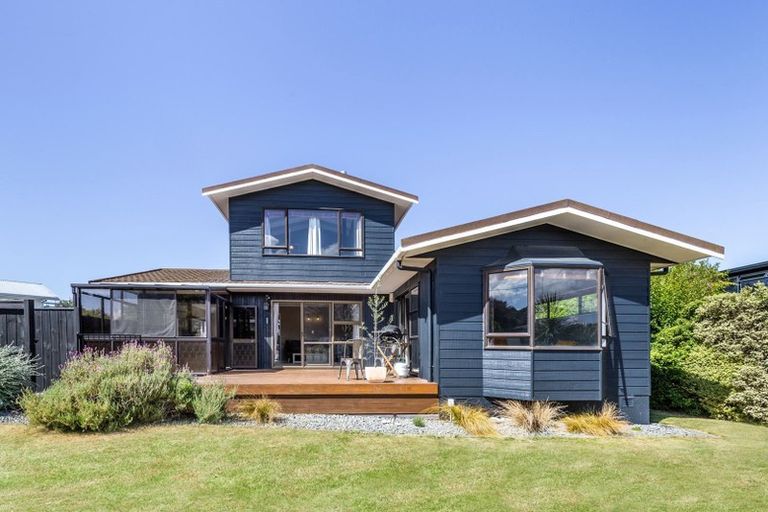 Photo of property in 1/9 Weka Road, Waipahihi, Taupo, 3330