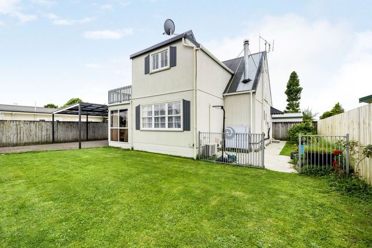 Photo of property in 1b Oak Avenue, Nawton, Hamilton, 3200