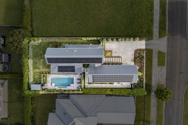 Photo of property in 17 Dinning Road, Riverhead, 0820