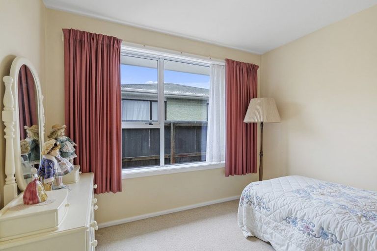 Photo of property in 3 Coronado Place, Broomfield, Christchurch, 8042