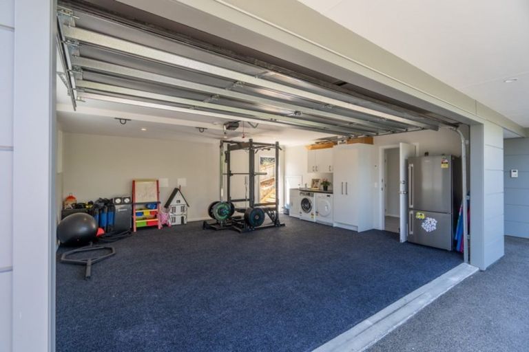 Photo of property in 98a Matai Road, Raumati South, Paraparaumu, 5032