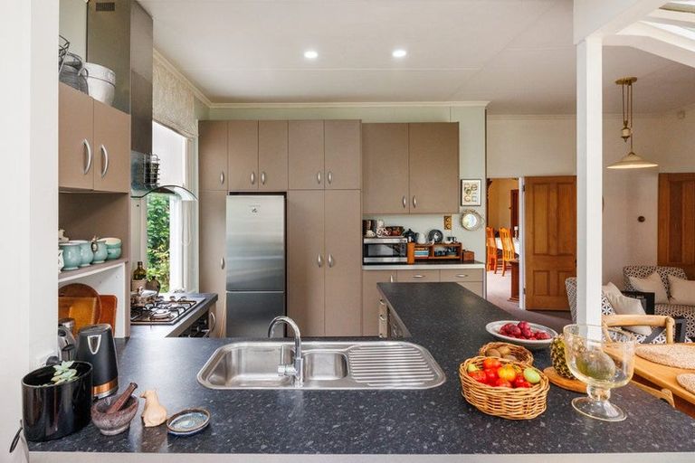 Photo of property in 301 College Street, West End, Palmerston North, 4410