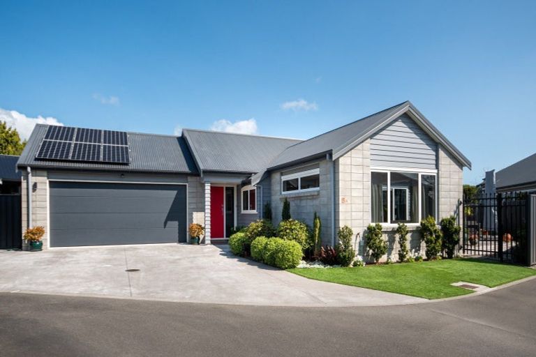 Photo of property in 5a Guthrie Road, Havelock North, 4130