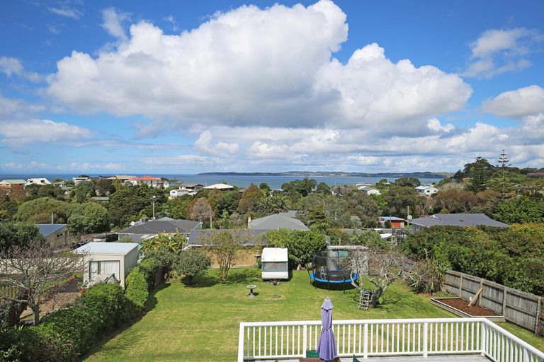 Photo of property in 9 Sea View Road, Leigh, Warkworth, 0985