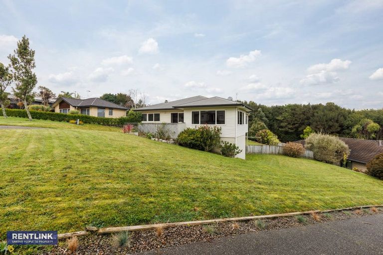 Photo of property in 18 Lysaght Place, Welcome Bay, Tauranga, 3112