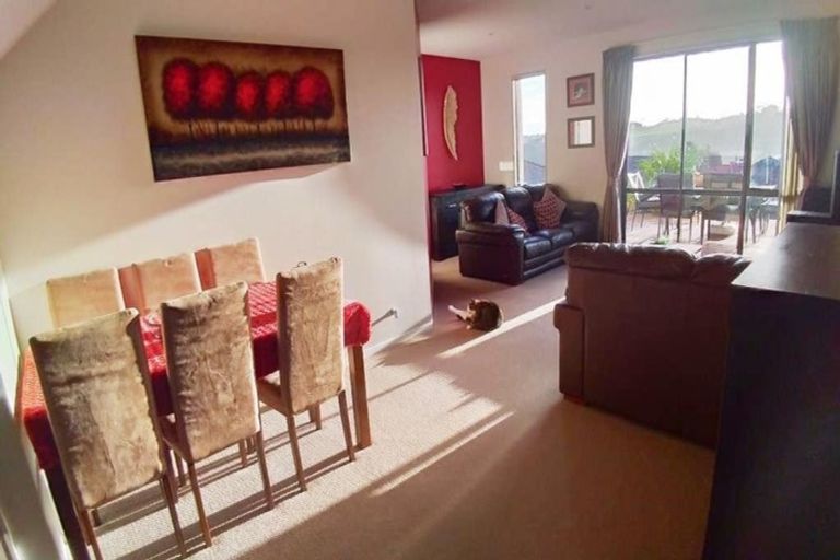 Photo of property in 19/22 Northcross Drive, Oteha, Auckland, 0632