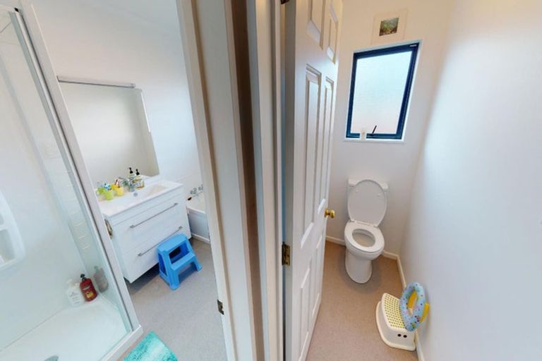 Photo of property in 1 Warwick Place, Springvale, Whanganui, 4501