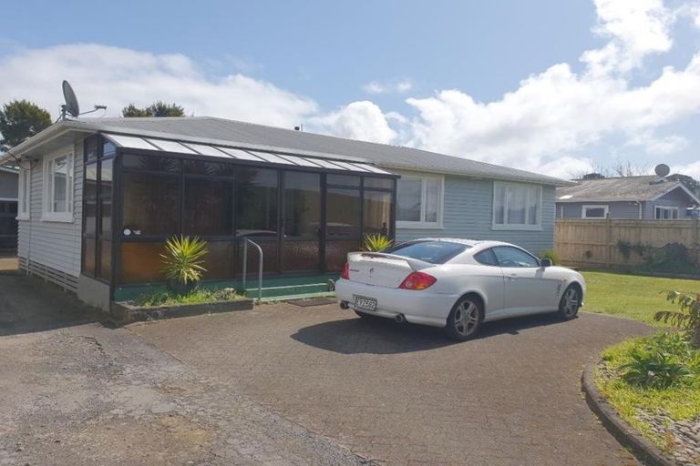Photo of property in 50 Egmont Road, Waiwhakaiho, New Plymouth, 4312