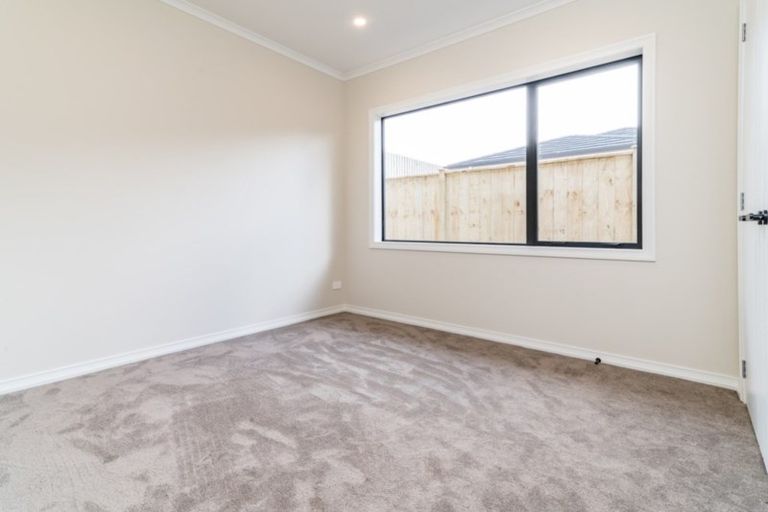 Photo of property in 16 Rauaruhe Road, Karaka, Papakura, 2113