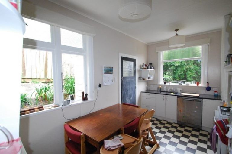 Photo of property in 26 Rhine Street, Island Bay, Wellington, 6023