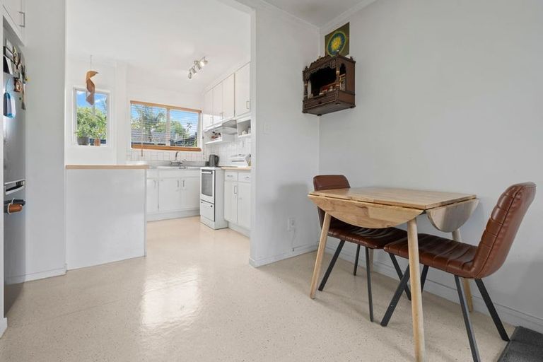 Photo of property in 5/1 Ribblesdale Road, Henderson, Auckland, 0612