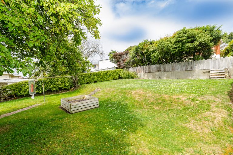 Photo of property in 79 Kaikorai Valley Road, Kaikorai, Dunedin, 9010