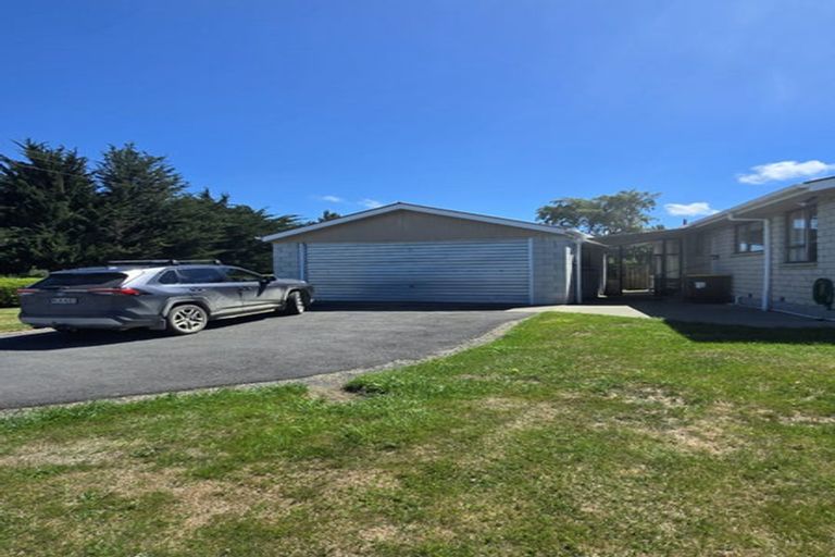 Photo of property in 240 Waikuku Beach Road, Waikuku, Rangiora, 7473