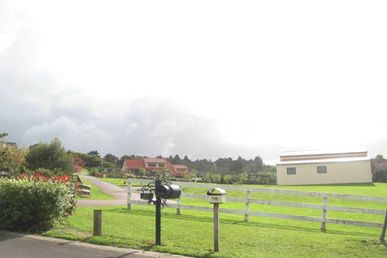 Photo of property in 60 Polo Prince Drive, Totara Park, Manurewa, 2576