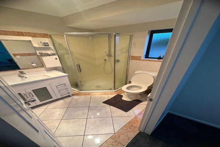 Photo of property in 650 Massey Road, Mangere, Auckland, 2022