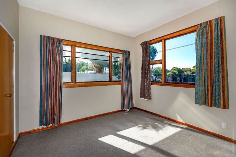 Photo of property in 172 Shaw Avenue, New Brighton, Christchurch, 8083