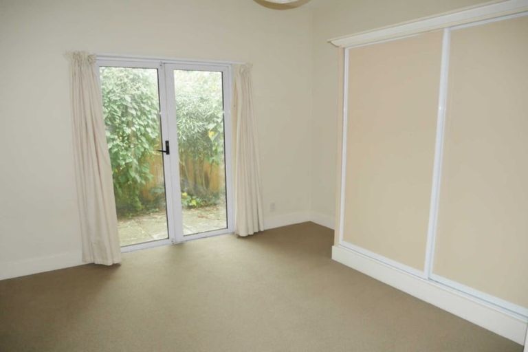 Photo of property in 33a Matai Road, Stanmore Bay, Whangaparaoa, 0932