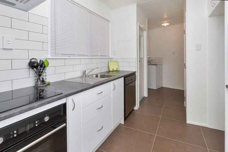 Photo of property in 28 Raewyn Street, Morningside, Whangarei, 0110