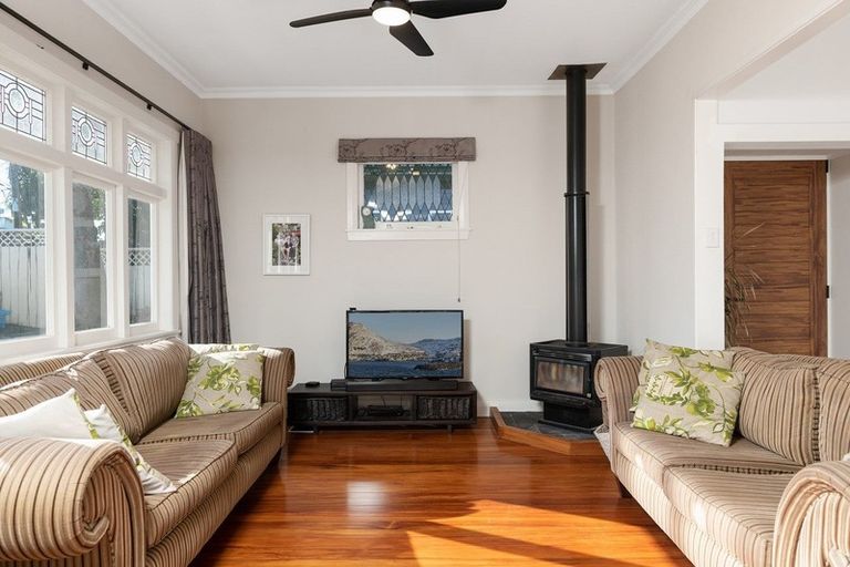 Photo of property in 25 Windsor Road, Bellevue, Tauranga, 3110