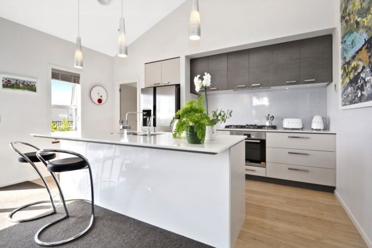 Photo of property in 53 Endeavour Drive, Whitby, Porirua, 5024