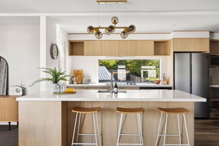 Photo of property in 6 Ada Close, Cambridge, 3434