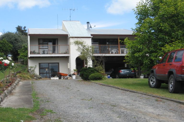 Photo of property in 12 Harbour View Road, Tahawai, Katikati, 3170