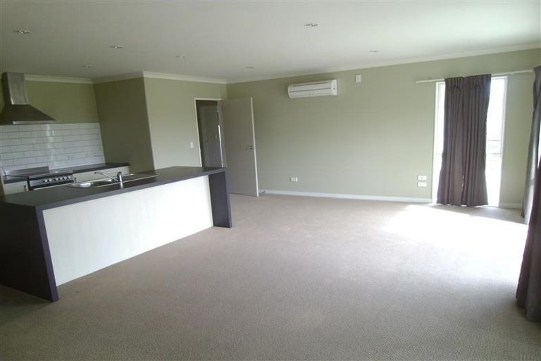 Photo of property in 10 Tamihana Street, Otaki, 5512
