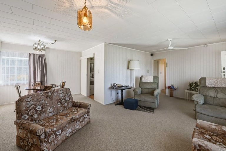 Photo of property in 25 Browning Crescent, Owhata, Rotorua, 3010