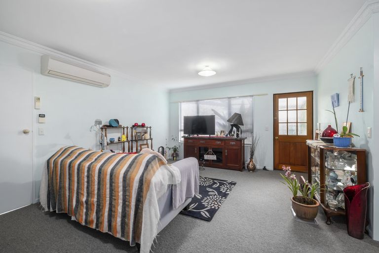 Photo of property in 1/11 Mckee Avenue, Fenton Park, Rotorua, 3010