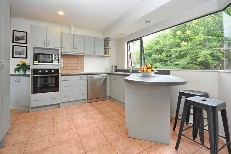 Photo of property in 51a Waimumu Road, Massey, Auckland, 0614