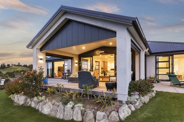 Photo of property in 19 Titoki Lane, Whangamata, 3691