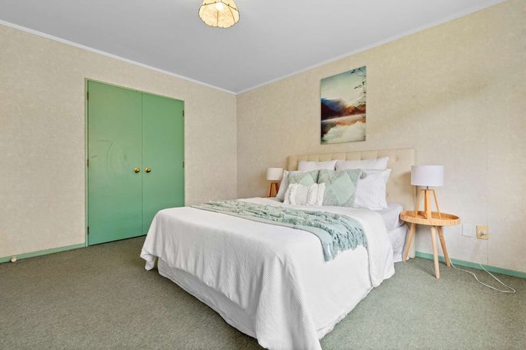 Photo of property in 28 Sunvale Place, Gate Pa, Tauranga, 3112