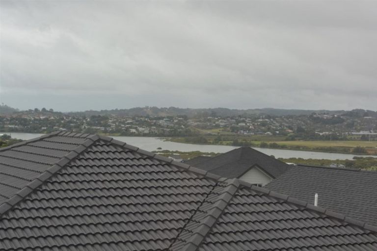 Photo of property in 11 Harvest Avenue, Orewa, 0931