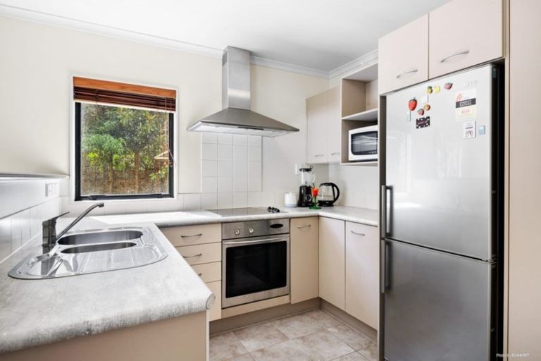 Photo of property in 32/30 Villanova Place, Albany, Auckland, 0632