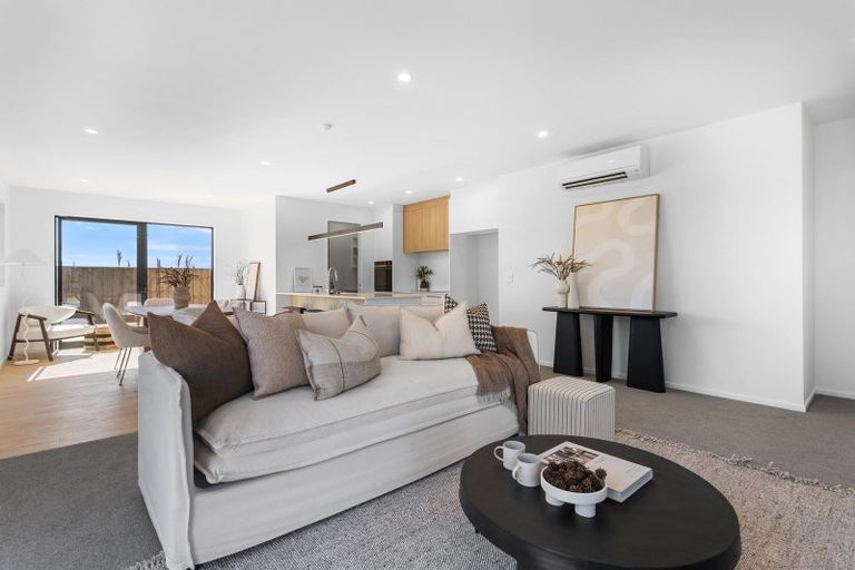 Photo of property in 10 Longfields Road, Brightwater, 7022