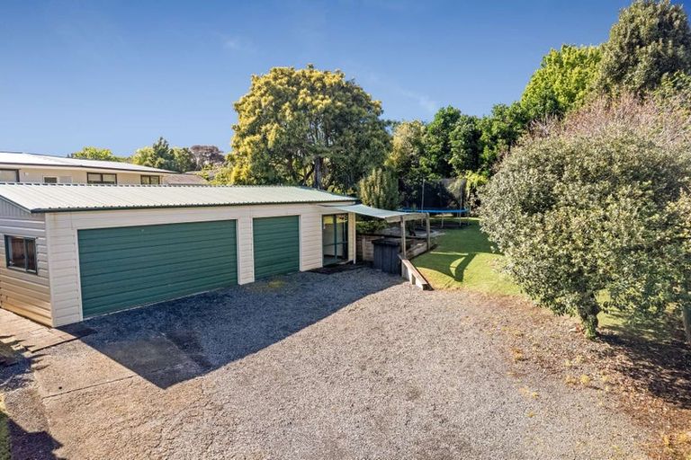 Photo of property in 17 Howden Street, Waiuku, 2123
