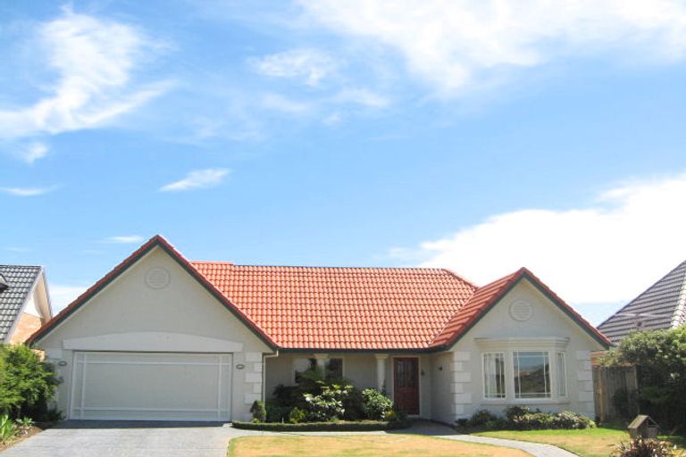 Photo of property in 2/3 Evenwood Place, Waimairi Beach, Christchurch, 8083