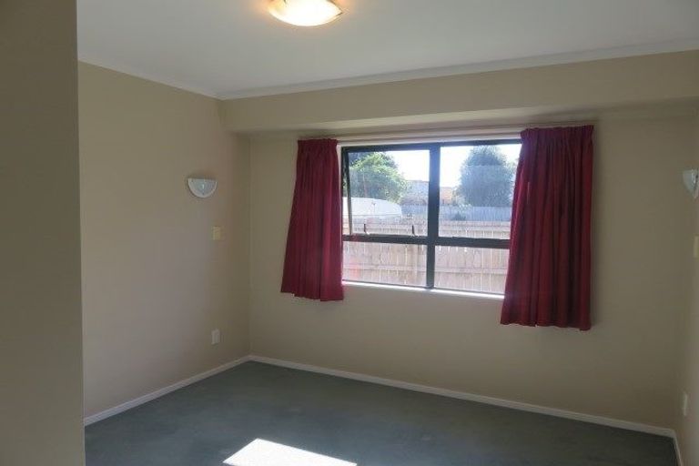 Photo of property in 17 Mews Place, Forest Lake, Hamilton, 3200