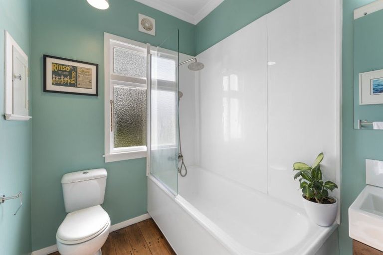 Photo of property in 13 Brook Street, Waiwhetu, Lower Hutt, 5010