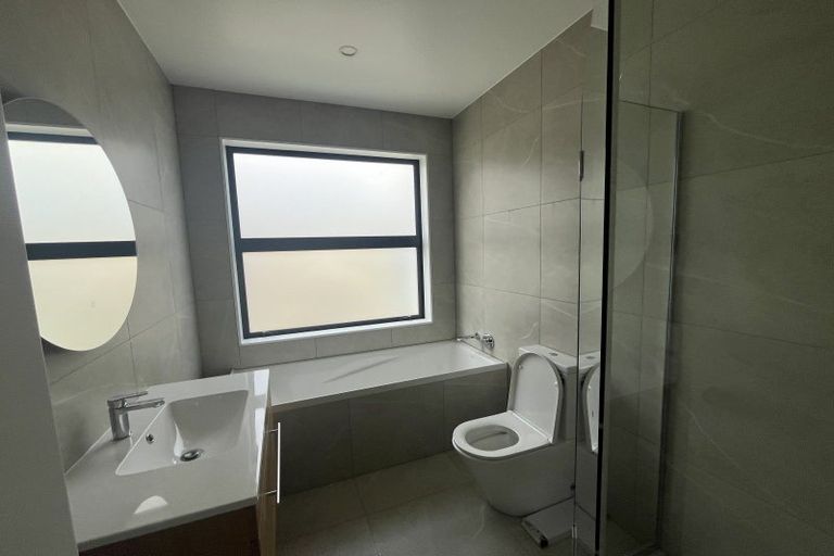 Photo of property in 38 Barn Road, Jacks Point, 9371