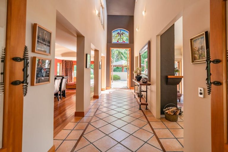 Photo of property in 245 Ngatiawa Road, Reikorangi, Waikanae, 5391