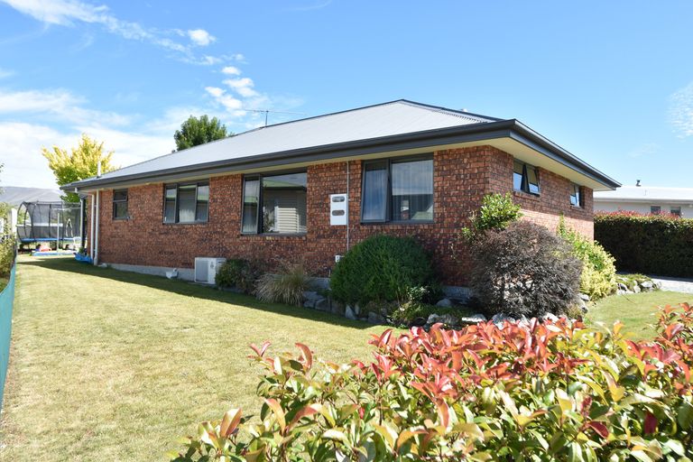 Photo of property in 214 Mackenzie Drive, Twizel, 7901